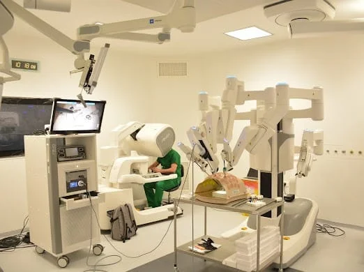 المغرب يدخل عصر الجراحة الروبوتية