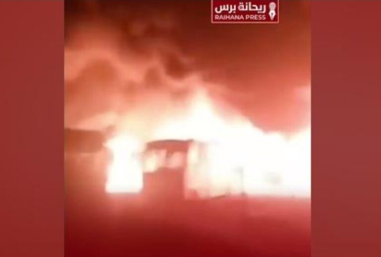 فيديو: من وجدة اندلاع حريق في مستودع للحافلات